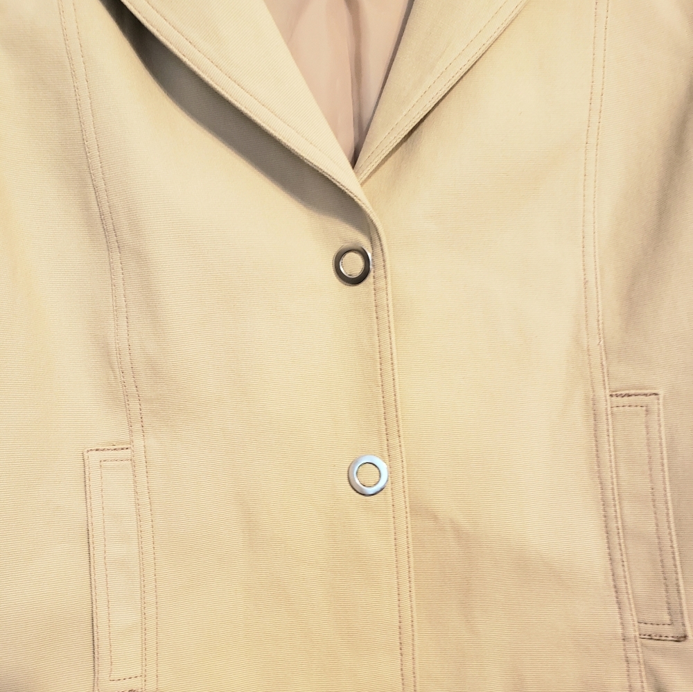 Liz Claiborne Taupe Two Button Snap Jacket - Picture 3 of 8